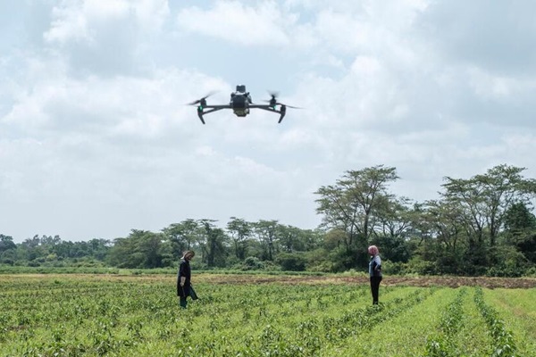 11drone-tz-b7