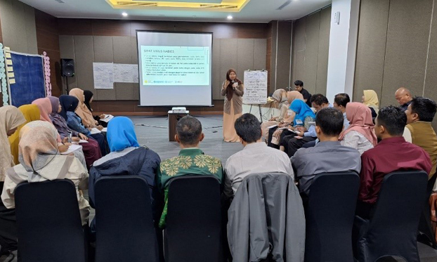 Training teachers for zoonosis awareness in schools of West Java