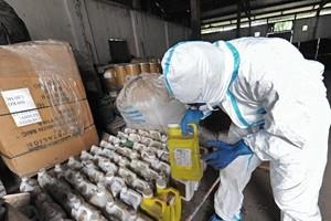 24718_0056_pesticides