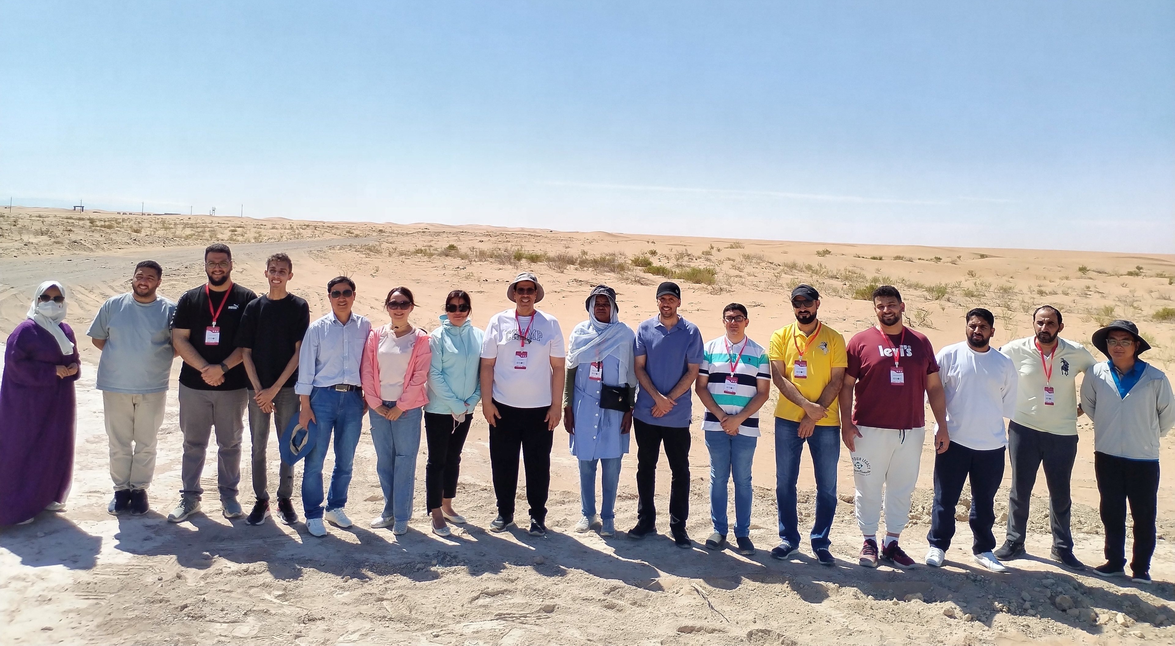 Saudi experts explore experience of Gansu Desert Control Research Institute in China in combatting desertification