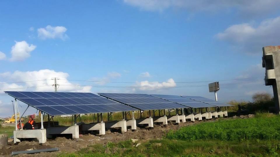 Solar powered irrigation: climate-friendly, reliable and affordable