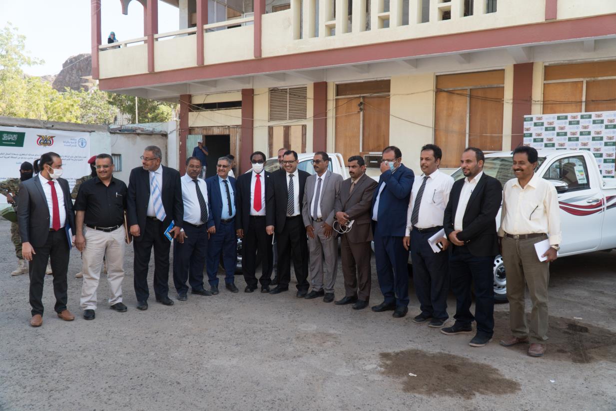 FAO strengthens Desert Locus surveillance and control capacity in Yemen