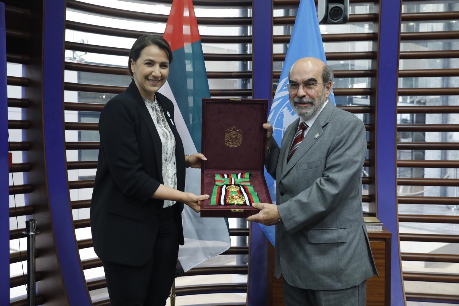 UAE awards Graziano da Silva Second Zayed Medal of First Class at FAO Conference