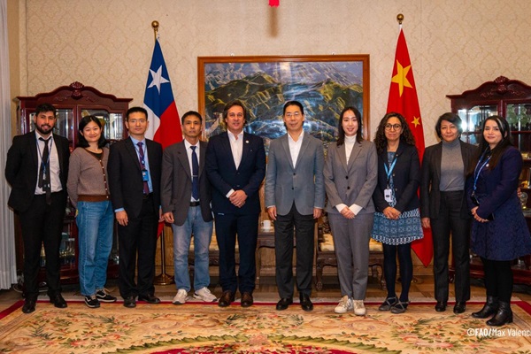 FAO y China fortalecen la cooperación para América Latina y el Caribe, impulsando la digitalización en zonas rurales