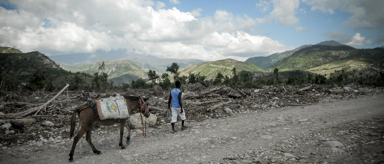 Haití: La escalada de violencia y las crisis económicas agravan la crisis del hambre