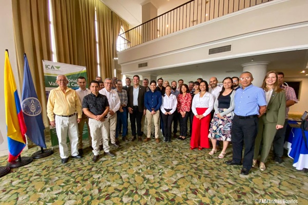 Reunión influenza aviar Cali julio 2023