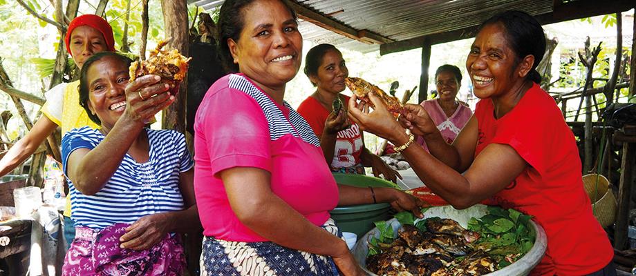 ‘Good science’: Using sex-disaggregated data in small-scale fisheries research and policy